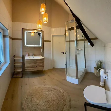 Kleines Einzelzimmer Nr. 5 In Hotel Kleve (Dusseldorf)
